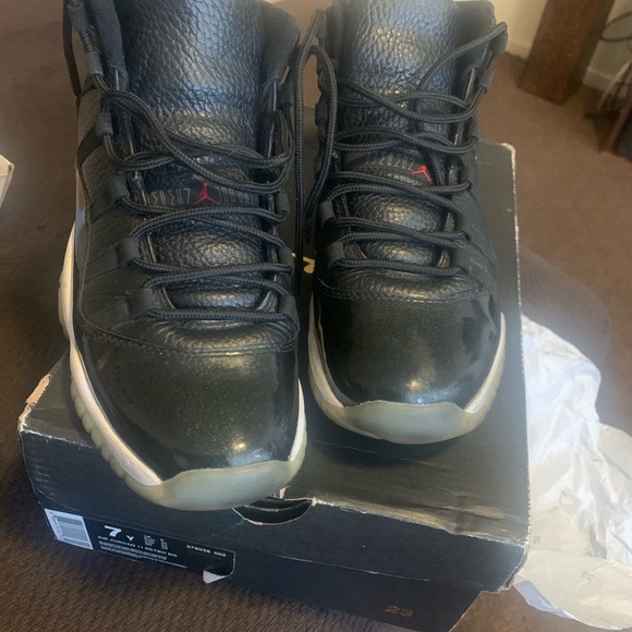 jordan 72-10 11's - Picture 3 of 3
